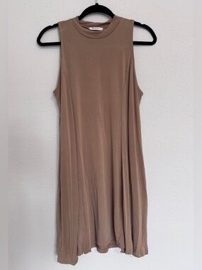 Mikey & Joey Womens Dress Sleeveless Size L Tan Brown Silky Stretch